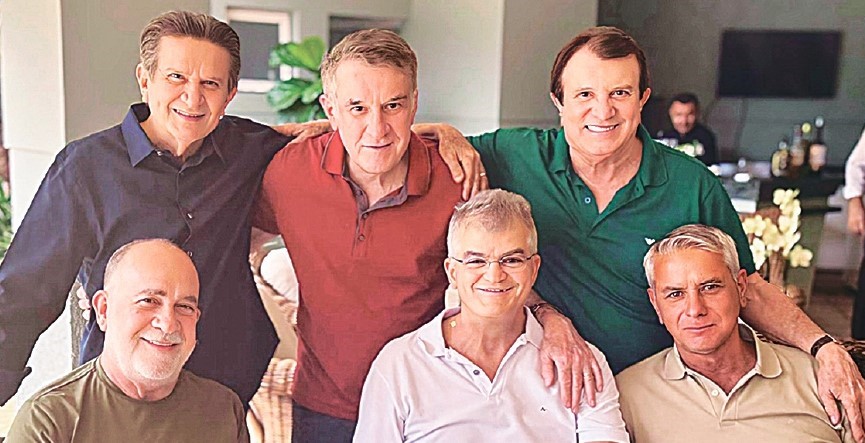 Valmir Campelo Ao Lado Do Primo José Leite Coutinho, Do Irmão Estenio Campelo, Do Primo João Molina E Dos Cunhados Hélvio Ferreira E Ilídio Cortes De Queiroz