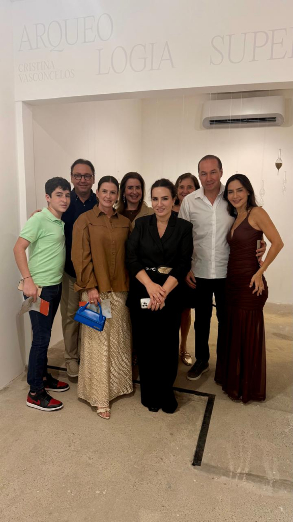 Vernissage Da Exposição De Cristina Vasconcelos (4)