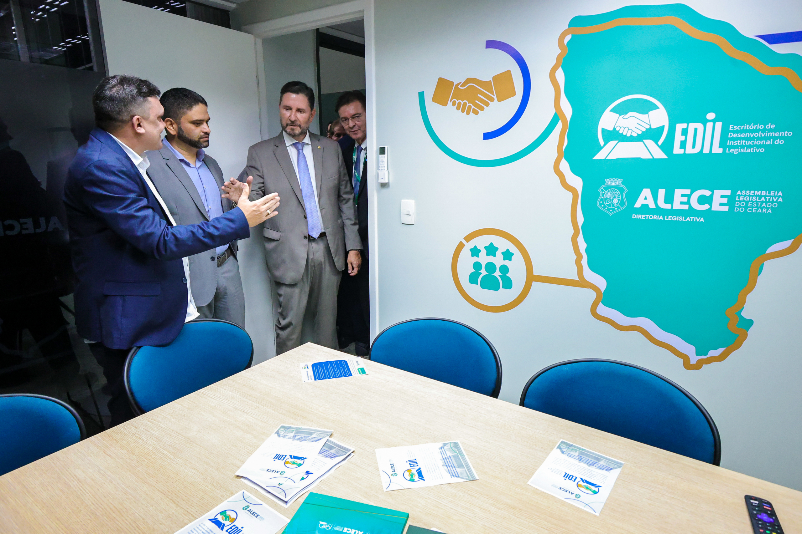 18 11 2025 Inauguração Escritório Des. Instit. Legislativo Edil Foto Dário Gabriel (1)