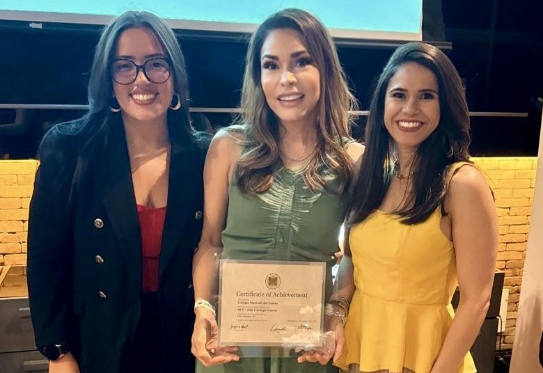 Dra. Georgia Machado conclui formação Dale Carnegie e compartilha reflexões sobre liderança