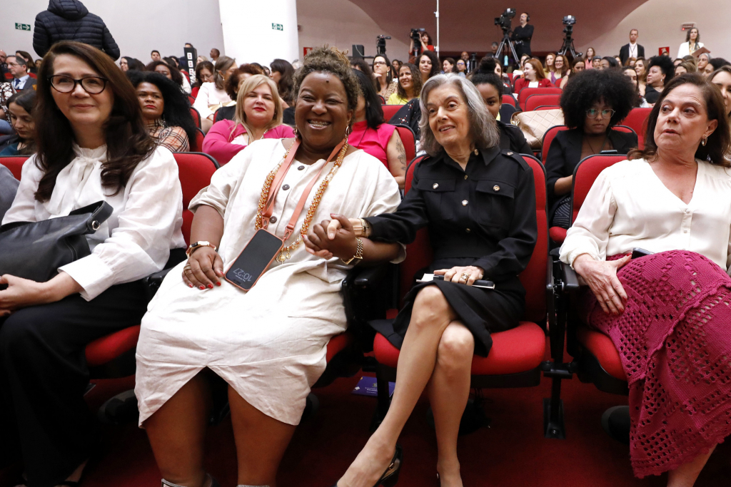 54944107639 979362d0ef K