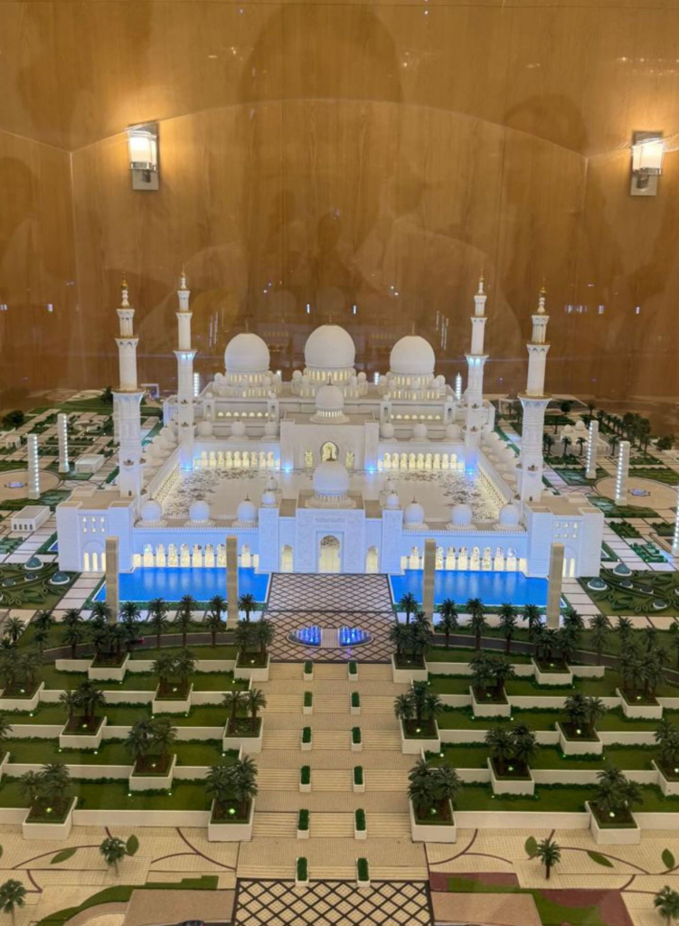 580572483 18078984710323715 5298404627133948052 N.