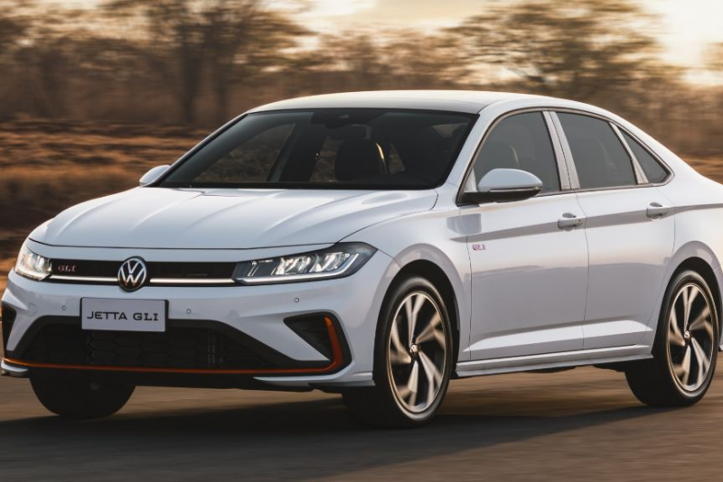 Com mais de 1.000 pedidos em um fim de semana, Jetta GLI já é sucesso