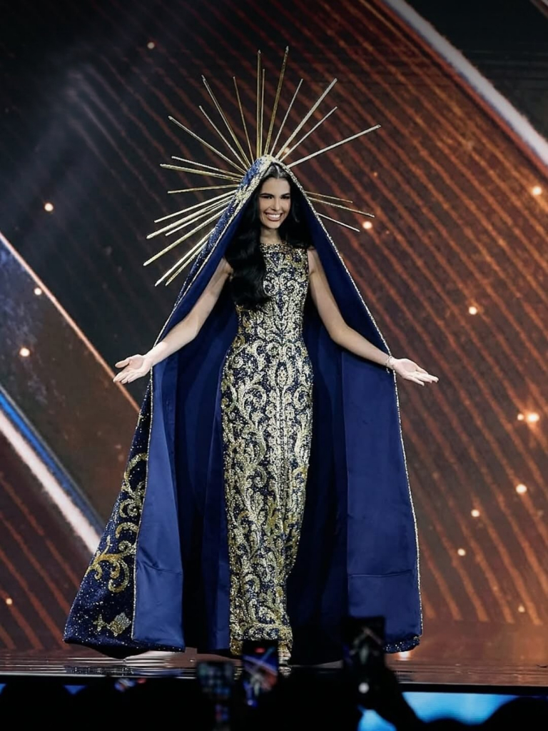 A Piauiense Gabriela Lacerda, Miss Universe Brasil 2025, Encanta O Público Mundial Na Apresentaç (1)