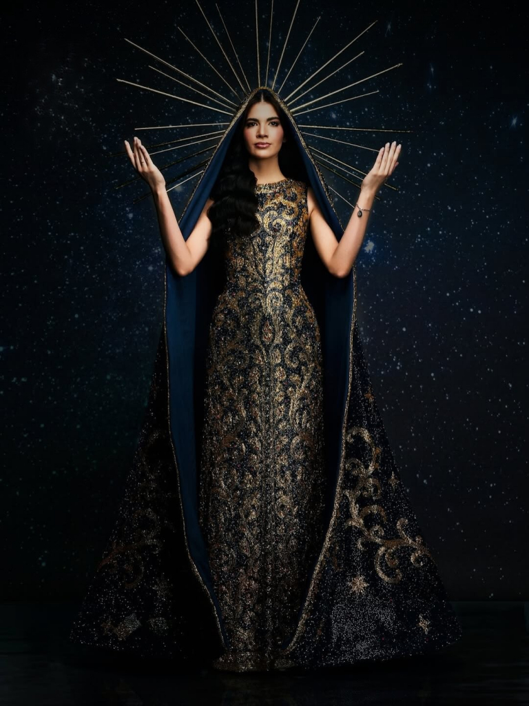 A Piauiense Gabriela Lacerda, Miss Universe Brasil 2025, Encanta O Público Mundial Na Apresentaç