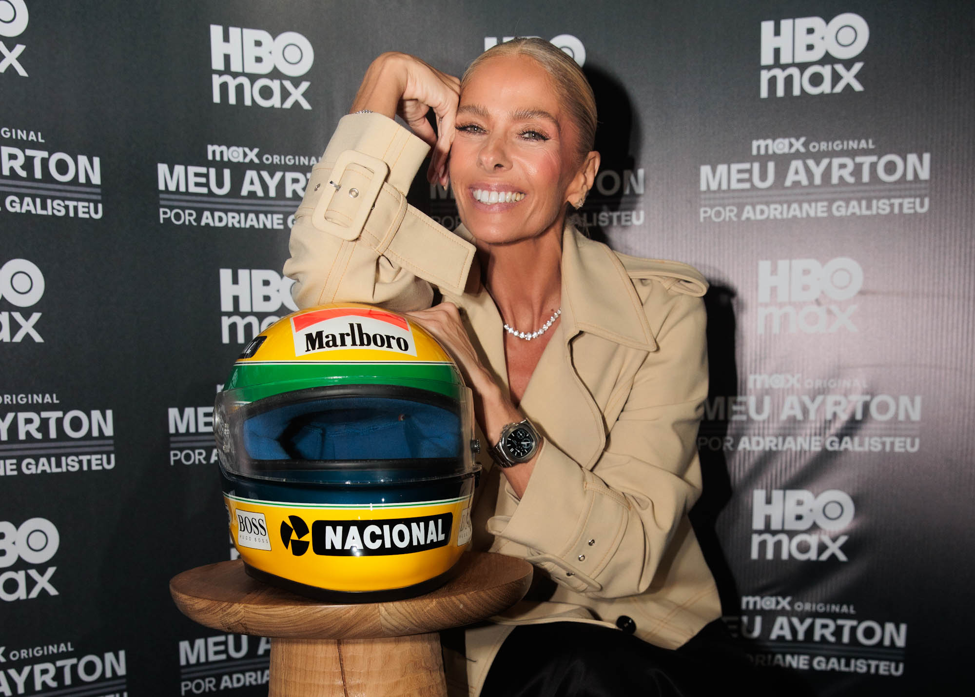 Adriane Galisteu se emociona em coletiva de imprensa sobre o documentário “Meu Ayrton”, da HBO Max