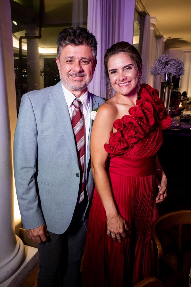 Alexandre E Ira Frota