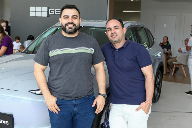 Carros elétricos - Fortaleza explora o EX2 e o EX5 em dois dias de experiências na Jangada Geely