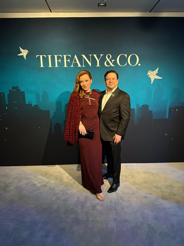 Aline Félix E Igor Queiroz Barroso