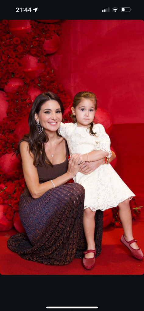 Aline Pinho E Stella