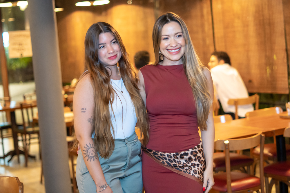 Alycia Guerreiro E Aurea Santos (2)