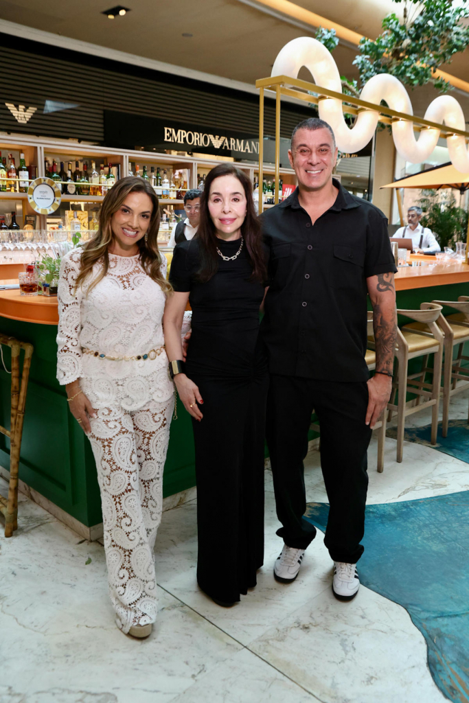 Amanda Couto, Lygia Moura E Paulo Camargo