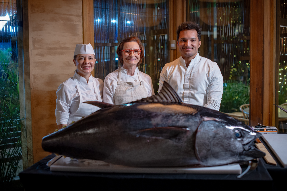 Cerimônia Kaitai leva o bluefin ao centro das atenções no aniversário de dois anos do Misaki