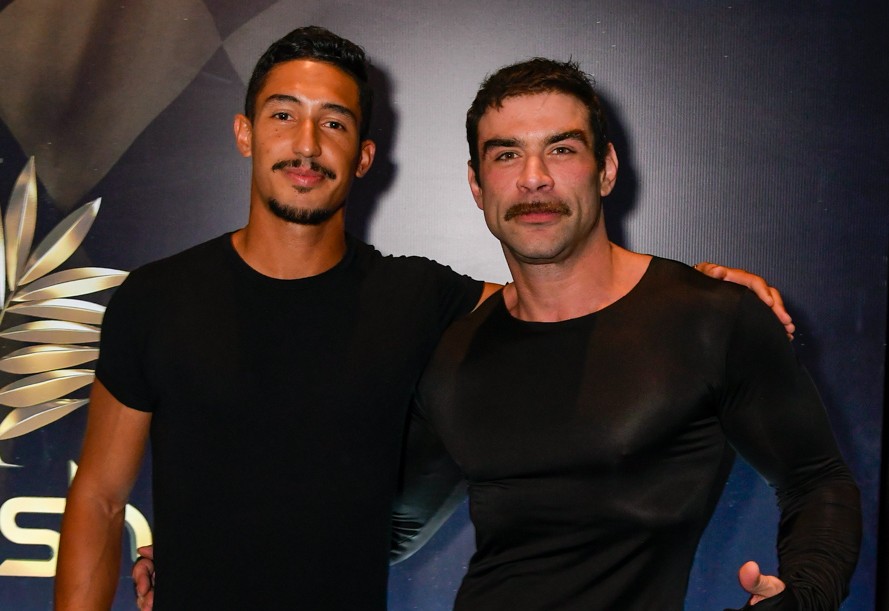 Artur C. Oliveira E Rafael Carneiro