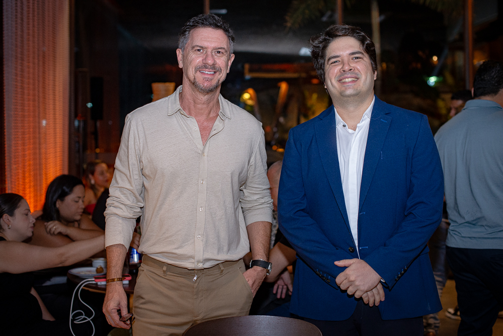 Artur De Andrade E Ior Piores