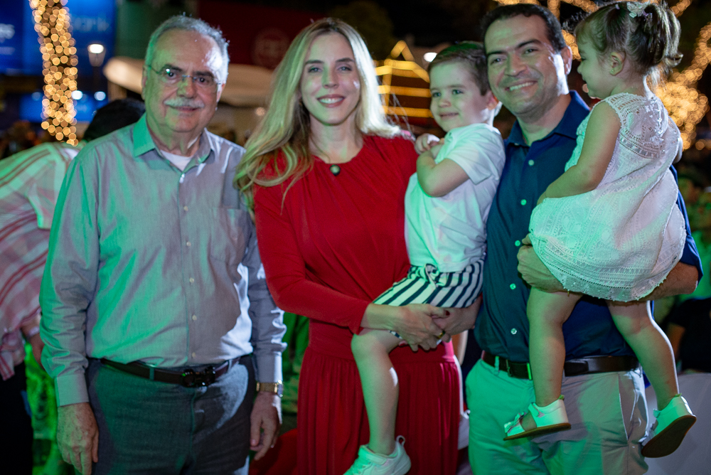 Assis Cavalcante, Jade Romero, Mateo, Marcelo Paz E Marcela (4)