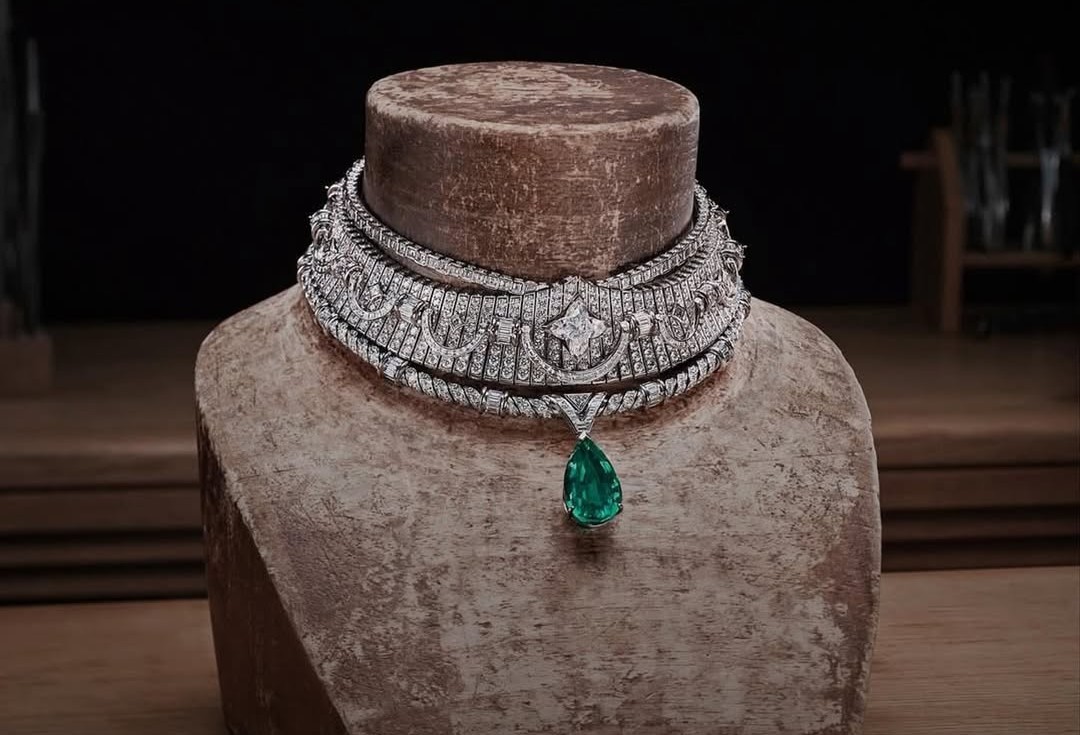 Com esmeralda brasileira, colar Apogée garante vitória da Louis Vuitton no Grand Prix de la Haute Joaillerie