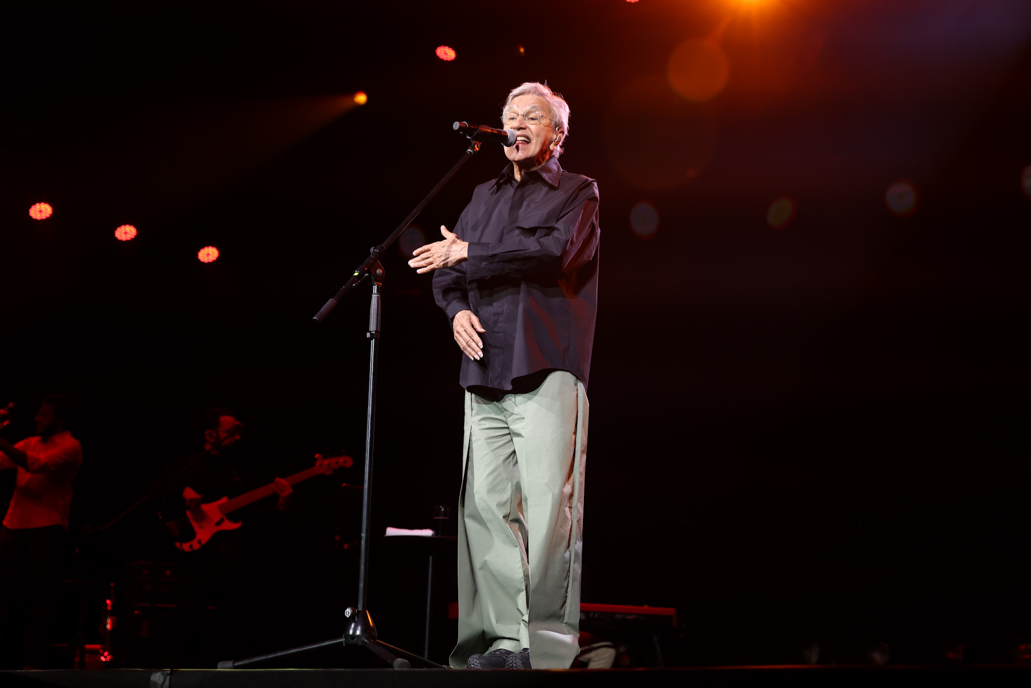 Show de Caetano Veloso conecta gerações e emociona com tributo a Gal Costa em São Paulo