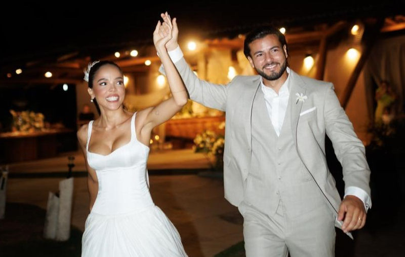 Capa Ingrid Peixoto E Rafael Dourado (2)