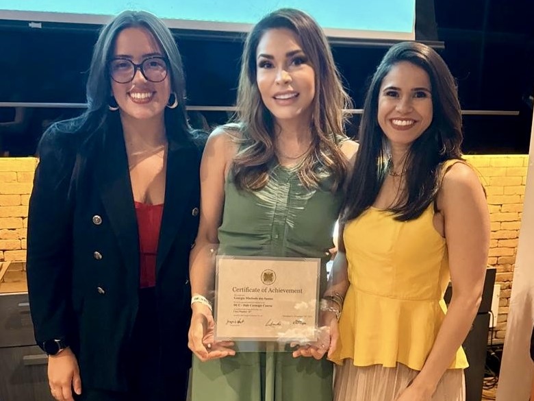 Capa Letícia Melo, Dra Geórgia Machado E Quévia Camboim