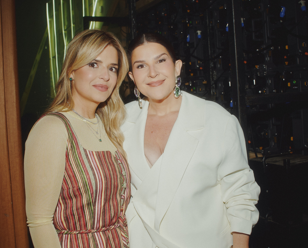 Carol Veras E Ju Ferraz Foto Leca Novo