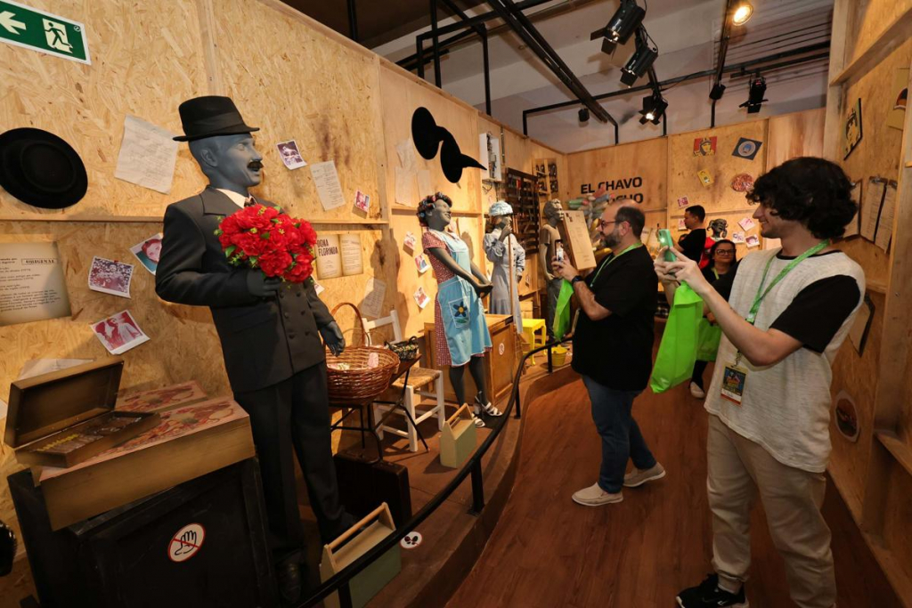 Exposição Chaves Riomar Fortaleza Ft Zerosa Filho