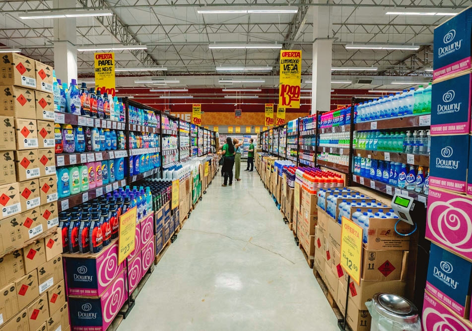 Inadimplência tem desaceleração e varejo cearense mantém trajetória de resiliência