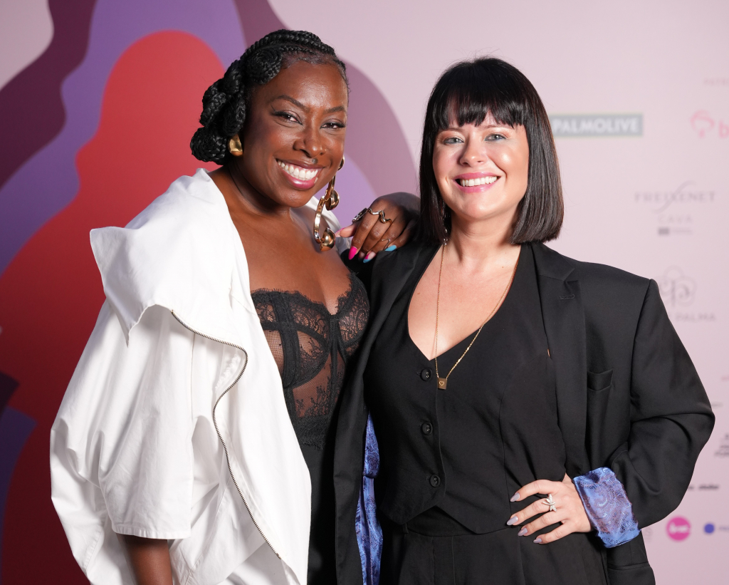 Cris Guterres E Mari Bridi Foto Felipe Costta