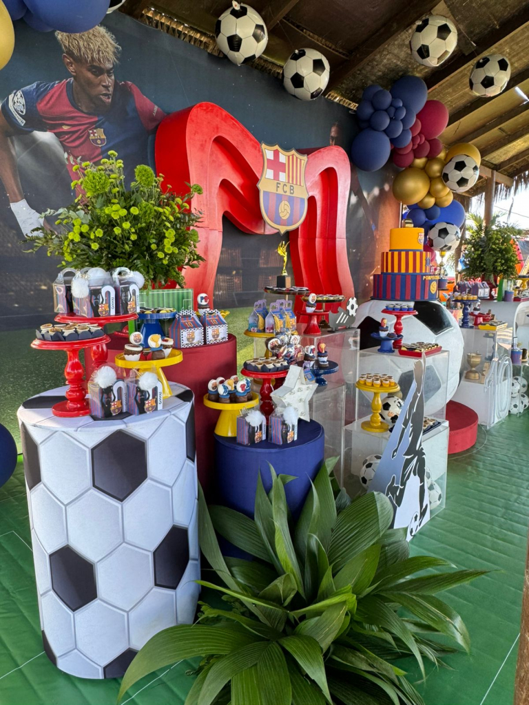 Decoração Do Aniversário De Pompeuzinho Vasconcelos Assinada Por Priscilla Capelo (12)