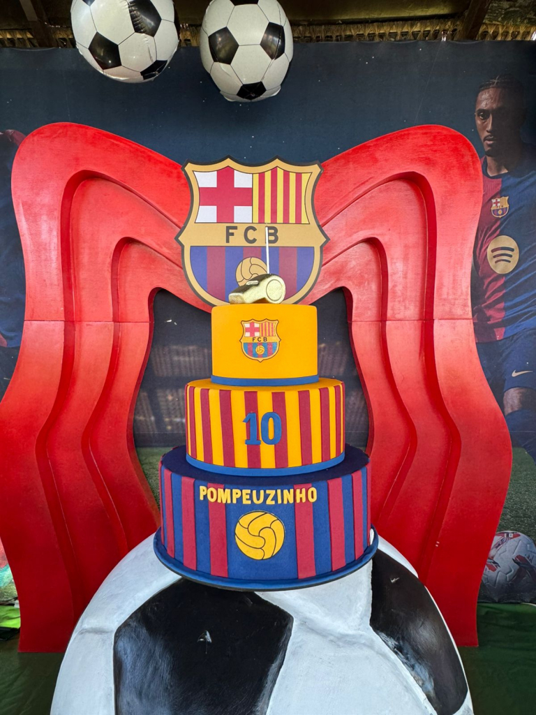 Decoração Do Aniversário De Pompeuzinho Vasconcelos Assinada Por Priscilla Capelo (5)