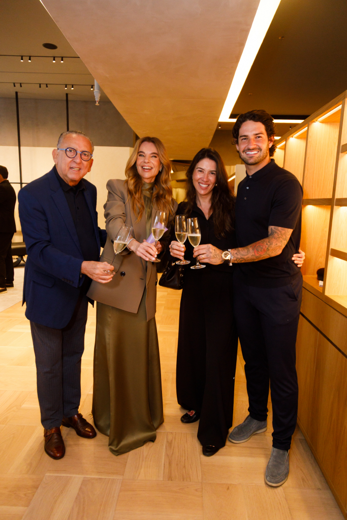 Desiree E Galvão Bueno, Pato E Rebeca Abravanel