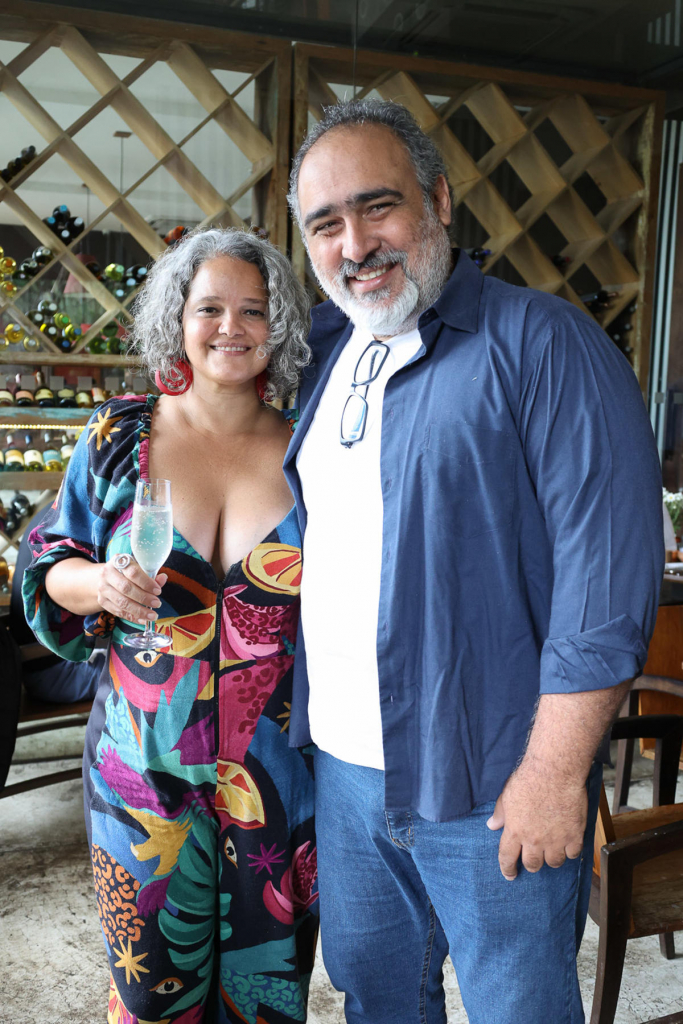 Elisa Torres E Ary Cunha