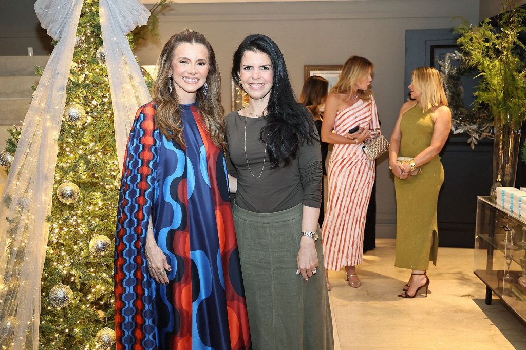 Emilia Buarque E Aline Ferreira