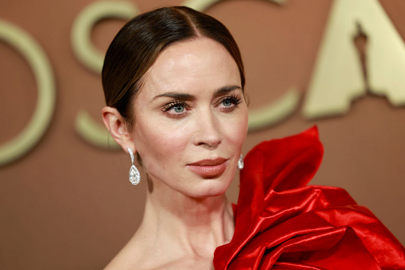 RED CARPET - Governors Awards 2025 celebra estrelas e homenageia ícones em noite de brilho em Hollywood