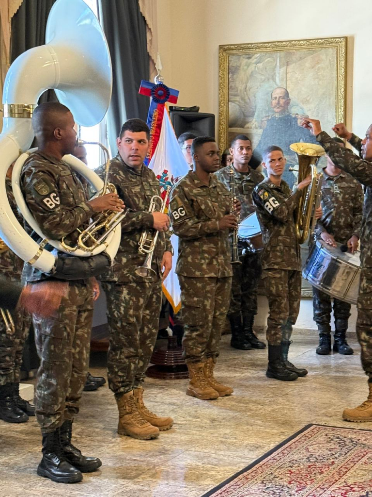 Entrega Do Diploma E Da Medalha Mérito Cívico Militar Ao Hotel Fairmont Rio