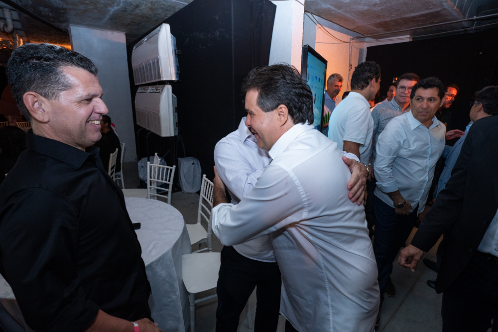 Erick Vasconcelospompeu Vasconcelos E Evandro Leitão (2)