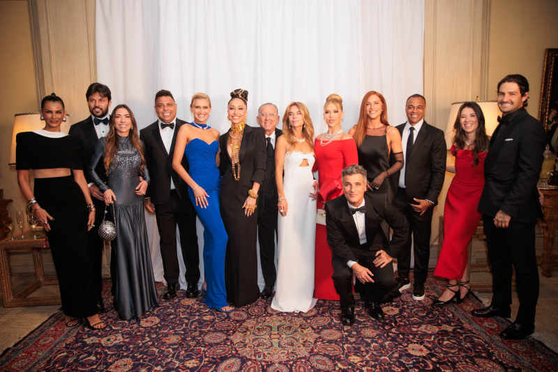 Ronaldo e Celina Locks recebem famosos na 2ª edição do Leilão Galácticos em São Paulo