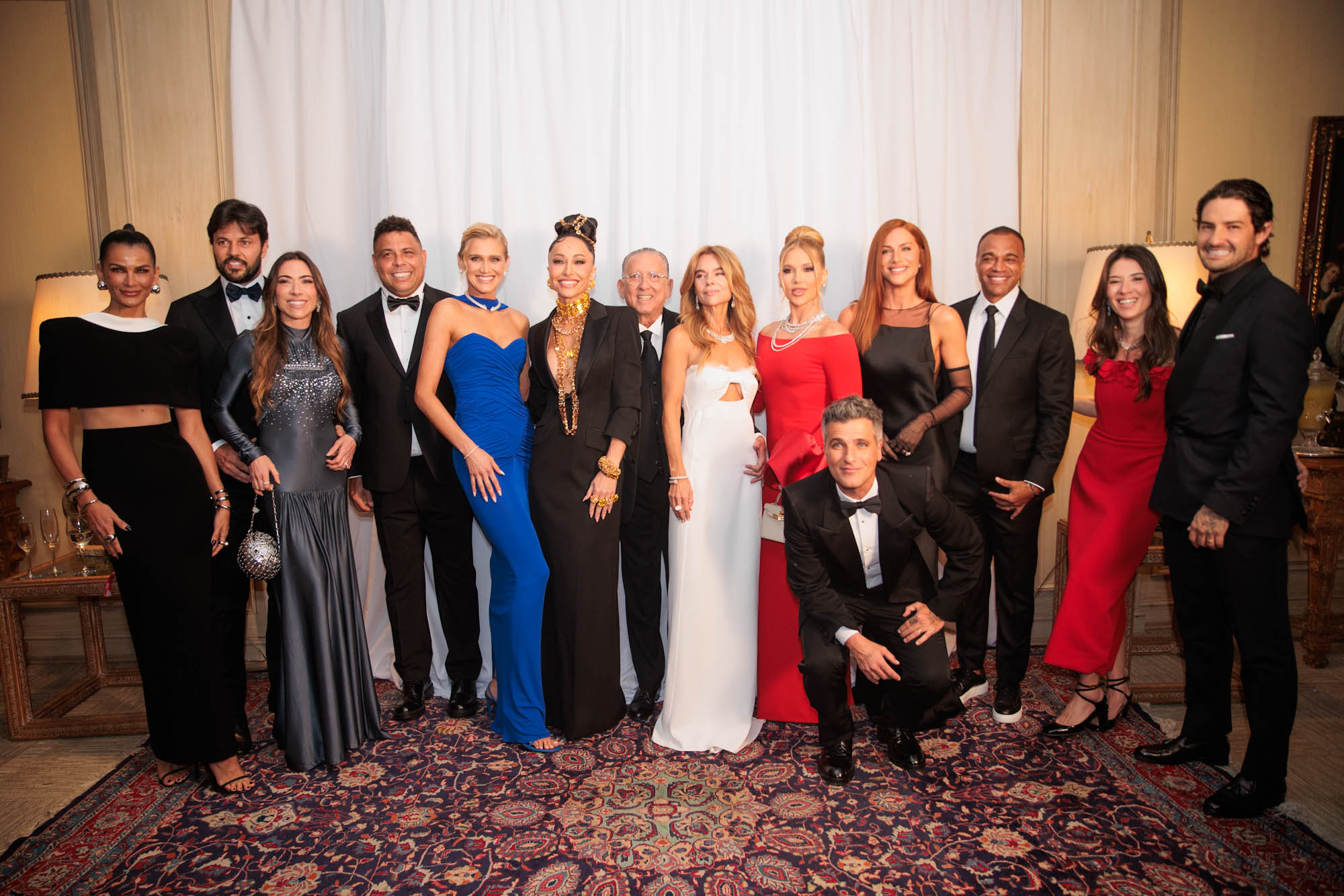 Ronaldo e Celina Locks recebem famosos na 2ª edição do Leilão Galácticos em São Paulo