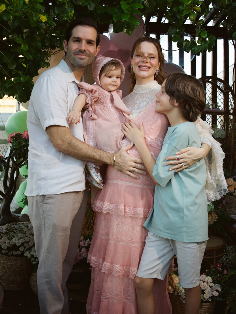 Felipe Queiroz Rocha, Lourdes Maria, Paulinha Sampaio E Bento