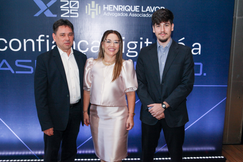 Governança digital - Williane Pontes conduz análise sobre trabalho, tecnologia e LGPD no CYBERX 2025