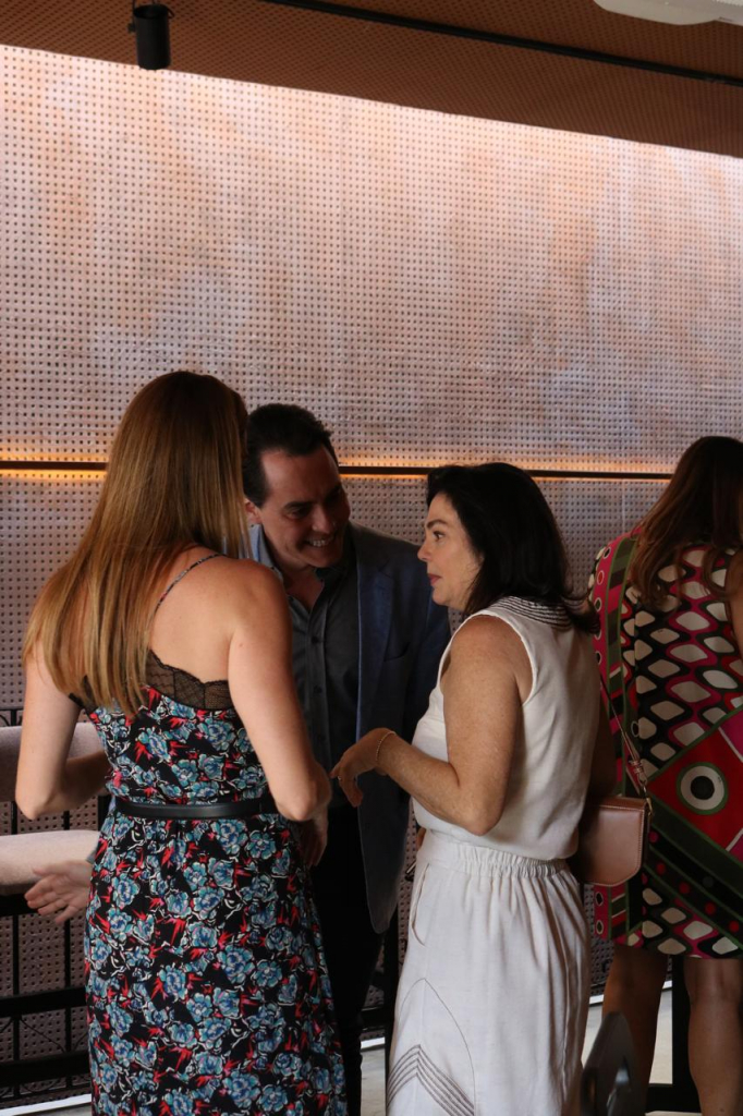 Francisco Campelo Com Germana Melo E Sophia Erel