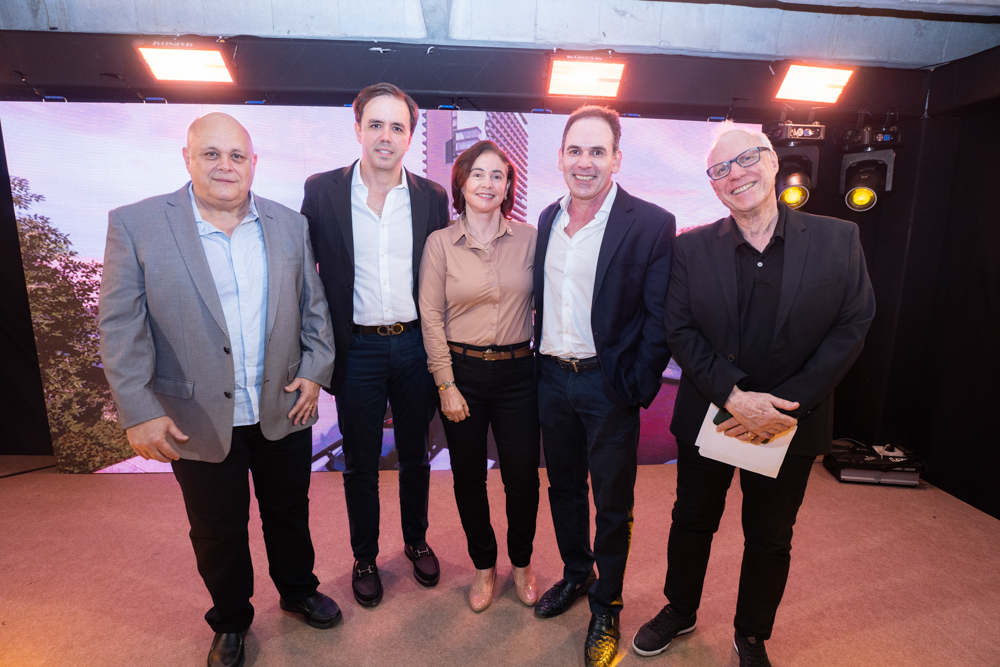 Francisco Philomenojr., Francisco Philomeno, Adriana Neves, Janos Fuzesi E Paulo Facchini (2)