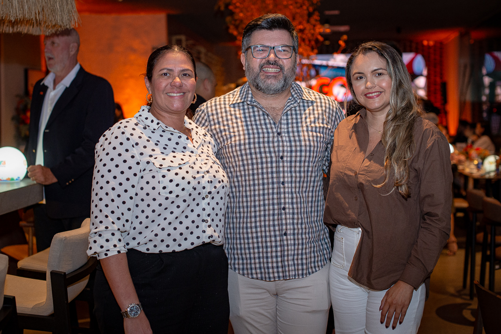 Gemana Muniz, Paulo Neto E Jayane Cerafi