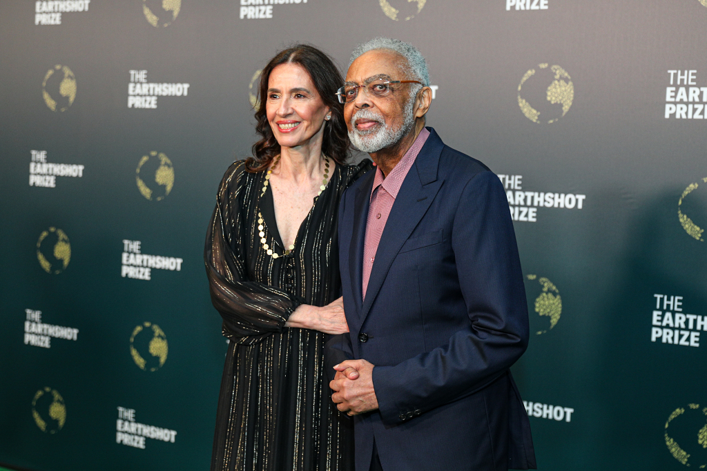 Gilberto E Flora Gil