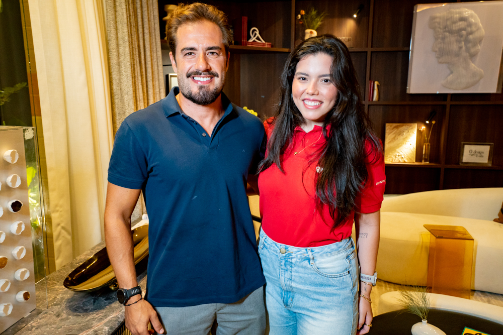 Guilherme Poncio E Rebeca Rufino