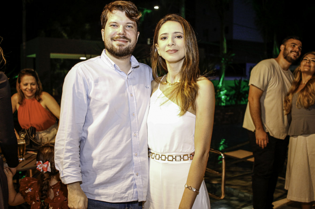 Guilherme Vasconcelos E Nathalia Irlla