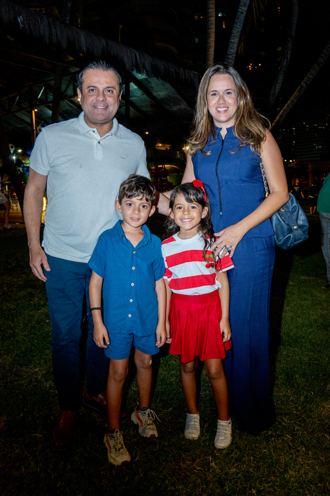 Halan, Camila, Pedro E Sofia Bringel (2)
