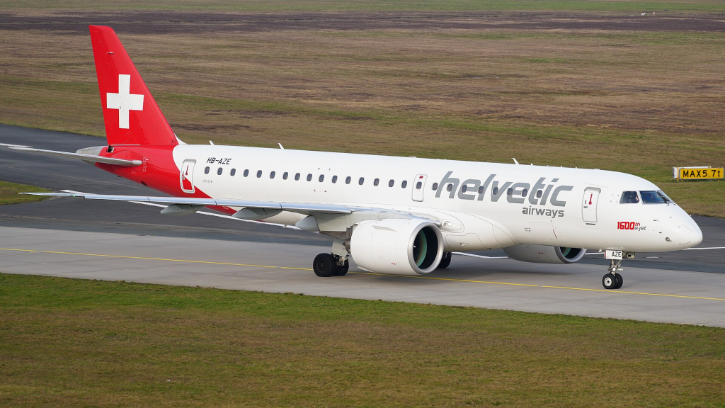 Hannover Airport Helvetic Airways Embraer E190 E2 Hb Aze (dsc09329)