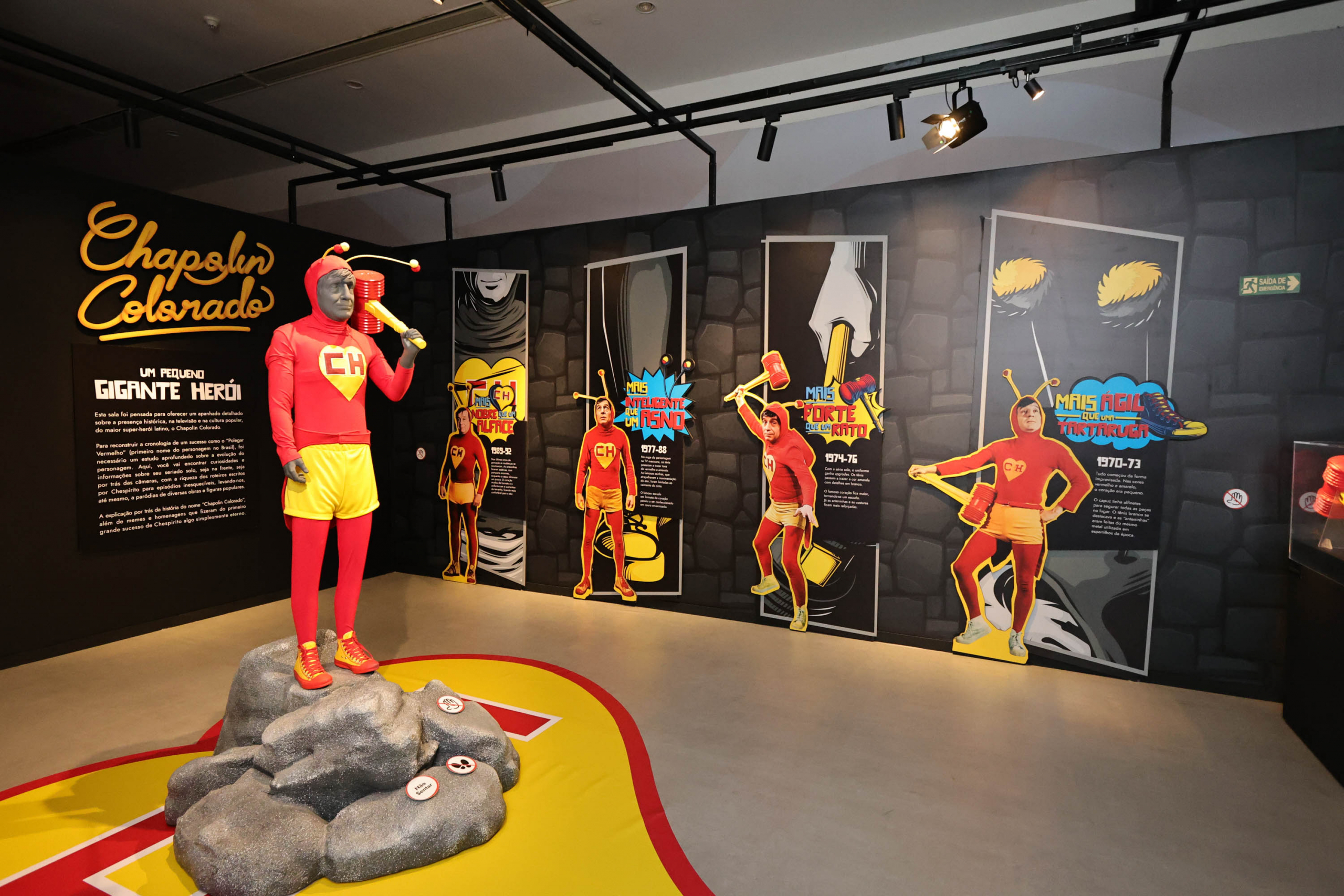 RioMar Fortaleza apresenta avant première de “Chaves: A Exposição” antes da abertura oficial