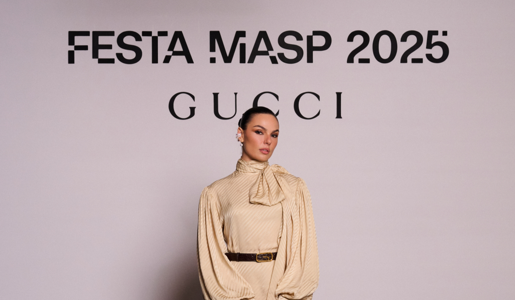 Ísis Valverde (leca)